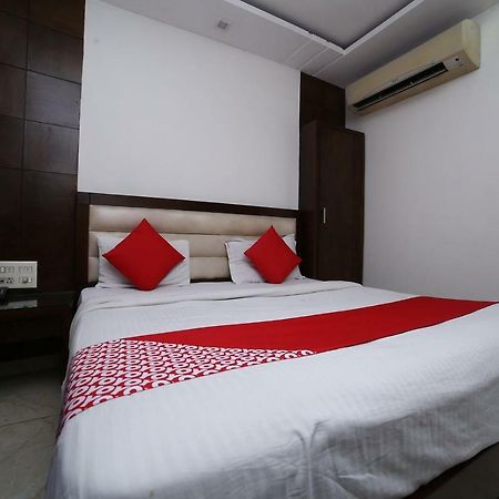 Oyo 11150 Hotel Jmd Rooms New Delhi Exterior photo