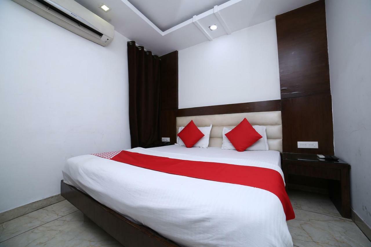 Oyo 11150 Hotel Jmd Rooms New Delhi Exterior photo